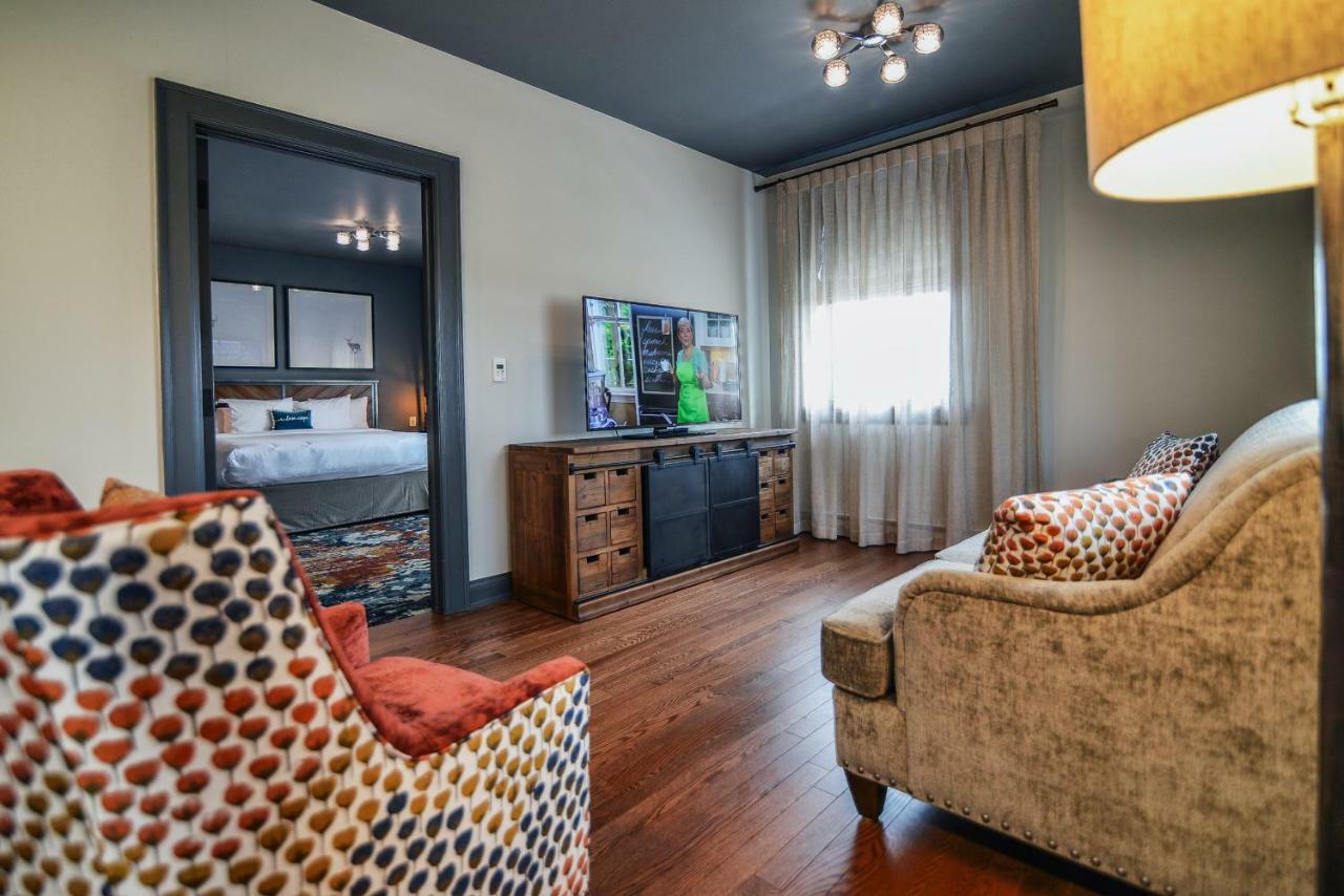 The Stella Hotel & Ballroom Kenosha Extérieur photo