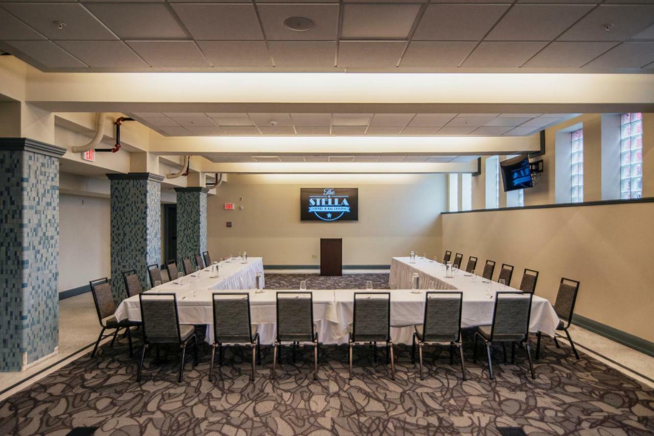 The Stella Hotel & Ballroom Kenosha Extérieur photo